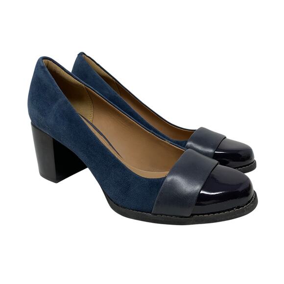 Clarks Artisan Tarah Brae Pumps Womens Size 8 Navy Blue Suede Leather Cap Toe - Picture 1 of 7